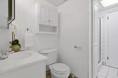6557 S 2600 E, Cottonwood Heights, UT 84121 - Photo 19