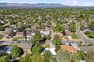 6557 S 2600 E, Cottonwood Heights, UT 84121 - Photo 33