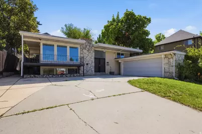 6557 S 2600 E, Cottonwood Heights, UT 84121 - Photo 1