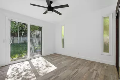 6557 S 2600 E, Cottonwood Heights, UT 84121 - Photo 11