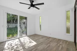 6557 S 2600 E, Cottonwood Heights, UT 84121 - Photo 11