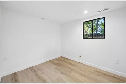 1111 W 5575 S, Riverdale, UT 84405 - Photo 31