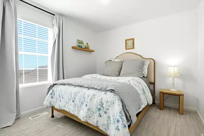 3281 S Peregrine Trl, Saratoga Springs, UT 84045 - Photo 19
