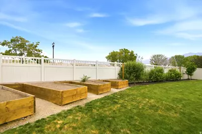 3281 S Peregrine Trl, Saratoga Springs, UT 84045 - Photo 31