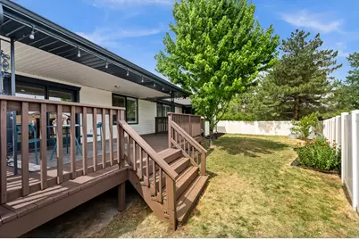 2241 E Somerset Dr S, Cottonwood Heights, UT 84121 - Photo 45