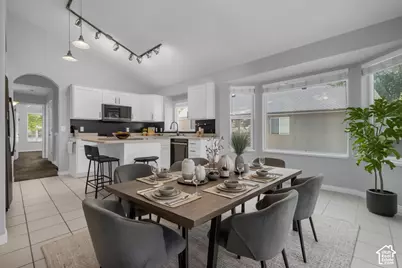 281 E Regent Park Ct S, Midvale, UT 84047 - Photo 7