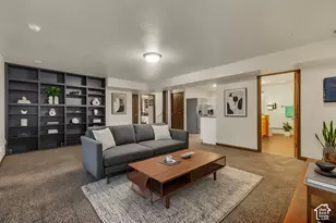 281 E Regent Park Ct S, Midvale, UT 84047 - Photo 9