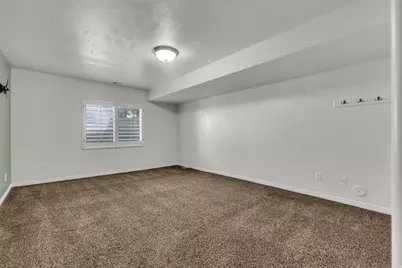 281 E Regent Park Ct S, Midvale, UT 84047 - Photo 25