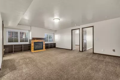 281 E Regent Park Ct S, Midvale, UT 84047 - Photo 19