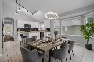 281 E Regent Park Ct S, Midvale, UT 84047 - Photo 3