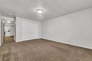281 E Regent Park Ct S, Midvale, UT 84047 - Photo 27