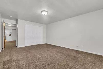 281 E Regent Park Ct S, Midvale, UT 84047 - Photo 31