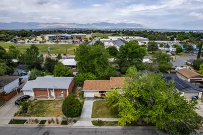 7492 S Claret St, Cottonwood Heights, UT 84121 - Photo 37