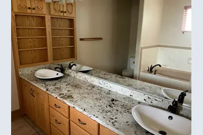 579 E Fremont Way, Elk Ridge, UT 84651 - Photo 13