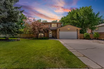 7268 S Macintosh Ln E, Cottonwood Heights, UT 84121 - Photo 31