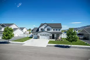 705 E 1150 S, Hyrum, UT 84319 - Photo 3