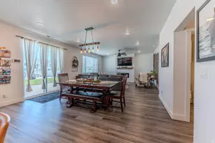 705 E 1150 S, Hyrum, UT 84319 - Photo 9