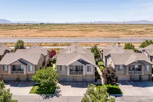 214 N Birmingham Ln W, North Salt Lake, UT 84054 - Photo 27