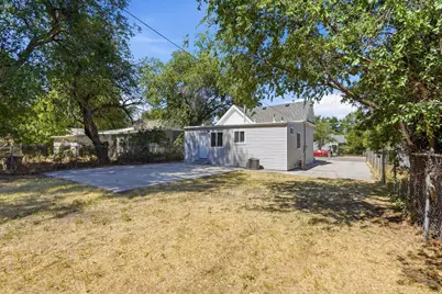 955 S 1400 W, Salt Lake City, UT 84104 - Photo 15