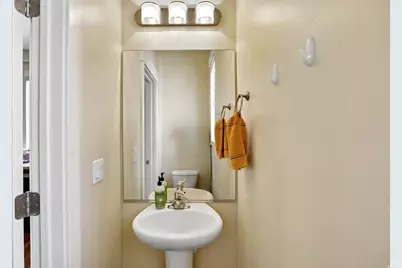 11391 S Oswego Ln W, South Jordan, UT 84009 - Photo 21