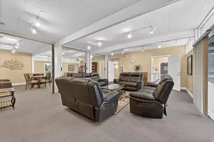 735 E 3 Fountains Cir, Murray, UT 84107 - Photo 35
