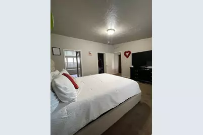 843 S 900 W, Provo, UT 84601 - Photo 9