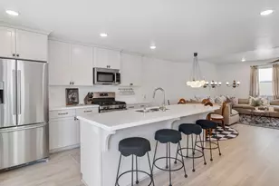 12996 S Cohab Canyon Ct, Riverton, UT 84096 - Photo 7