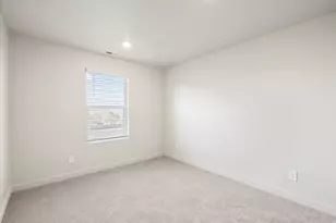 3492 N Hannah St, Eagle Mountain, UT 84005 - Photo 35