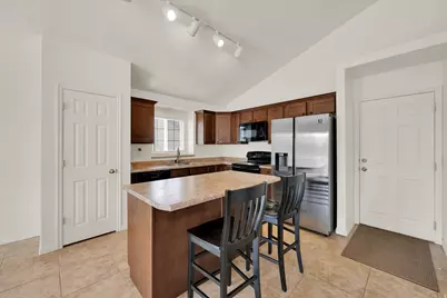 2961 S Knowsley Dr, West Valley, UT 84120 - Photo 9