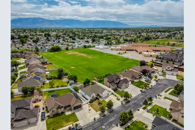 2961 S Knowsley Dr, West Valley, UT 84120 - Photo 37