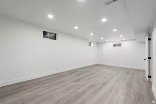 1016 S 400 W, Bountiful, UT 84010 - Photo 27