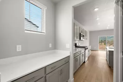 822 N 260 E #208, Santaquin, UT 84655 - Photo 15