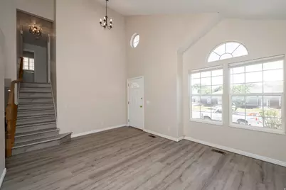 742 E Rowley Dr S, Millcreek, UT 84107 - Photo 3