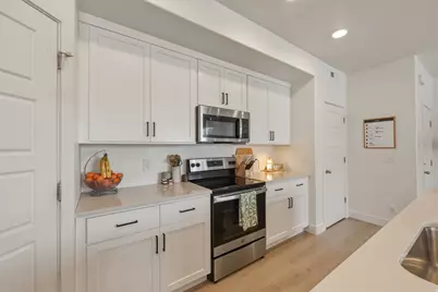 1076 W 490 S #201, American Fork, UT 84003 - Photo 19