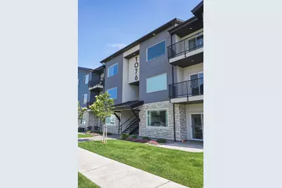 1076 W 490 S #201, American Fork, UT 84003 - Photo 9