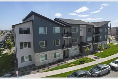 1076 W 490 S #201, American Fork, UT 84003 - Photo 5
