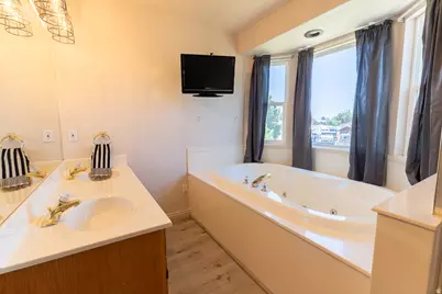 1016 W 1600 N, Lehi, UT 84043 - Photo 13
