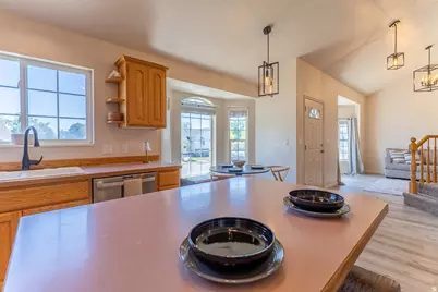 1016 W 1600 N, Lehi, UT 84043 - Photo 7