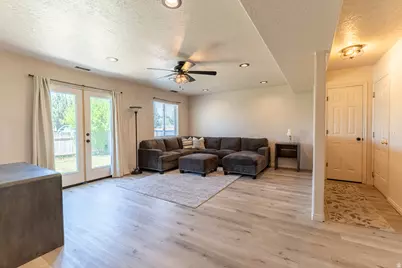 1016 W 1600 N, Lehi, UT 84043 - Photo 21