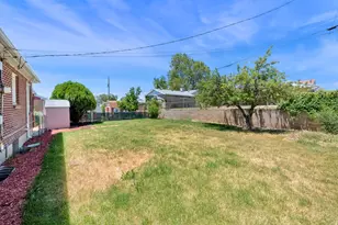 565 E 400 S, Clearfield, UT 84015 - Photo 19