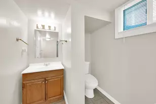 565 E 400 S, Clearfield, UT 84015 - Photo 17