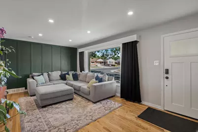 362 E 4575 S, Washington Terrace, UT 84405 - Photo 5