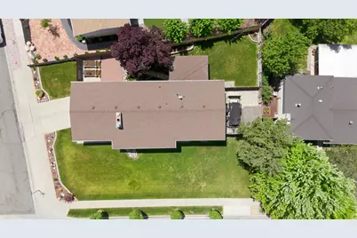2590 E Country Ave, Cottonwood Heights, UT 84121 - Photo 45