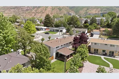 2590 E Country Ave, Cottonwood Heights, UT 84121 - Photo 47