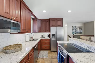 2590 E Country Ave, Cottonwood Heights, UT 84121 - Photo 7