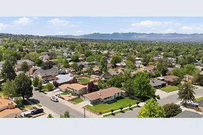 2590 E Country Ave, Cottonwood Heights, UT 84121 - Photo 51