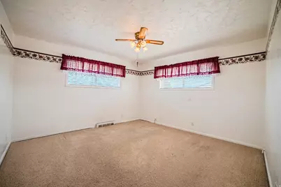 5519 W Paulette Ave S, West Valley, UT 84120 - Photo 11