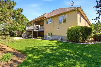 513 N Peacefield Dr, Layton, UT 84040 - Photo 39
