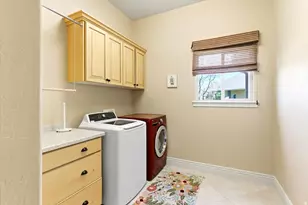 513 N Peacefield Dr, Layton, UT 84040 - Photo 35