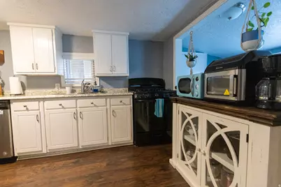 525 3rd St, Ogden, UT 84404 - Photo 17